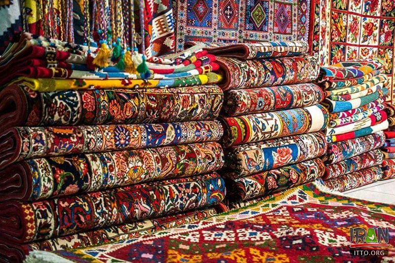 Persian carpets captivate collectors worldwide - Iran Tourism News 2024