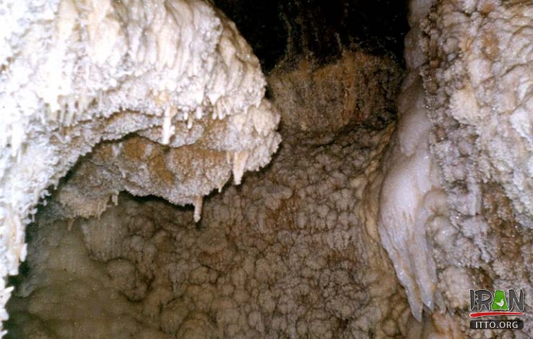 Nakhjir Cave, Nakhjeer Cave, Ghar-e Nakhchir (Farsi), Nakhcheer Cave, Chal-e-Nakhjir Cave,چالنخجیر,چال نخجیر,غار نخجیر,دلیجان,delijan,deleejan
