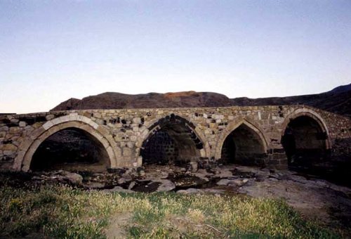 Panj Cheshmeh Bridge in Maku
