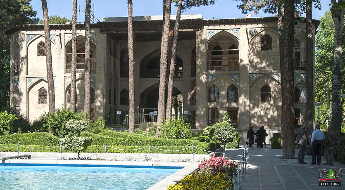 Hasht Behesht Palace in Esfahan
