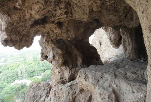 Kalmakareh Cave in Pol-e-Dokhtar