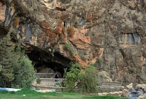 Kohnab (Eshkoft Kohnab) Cave in Masjed Soleiman