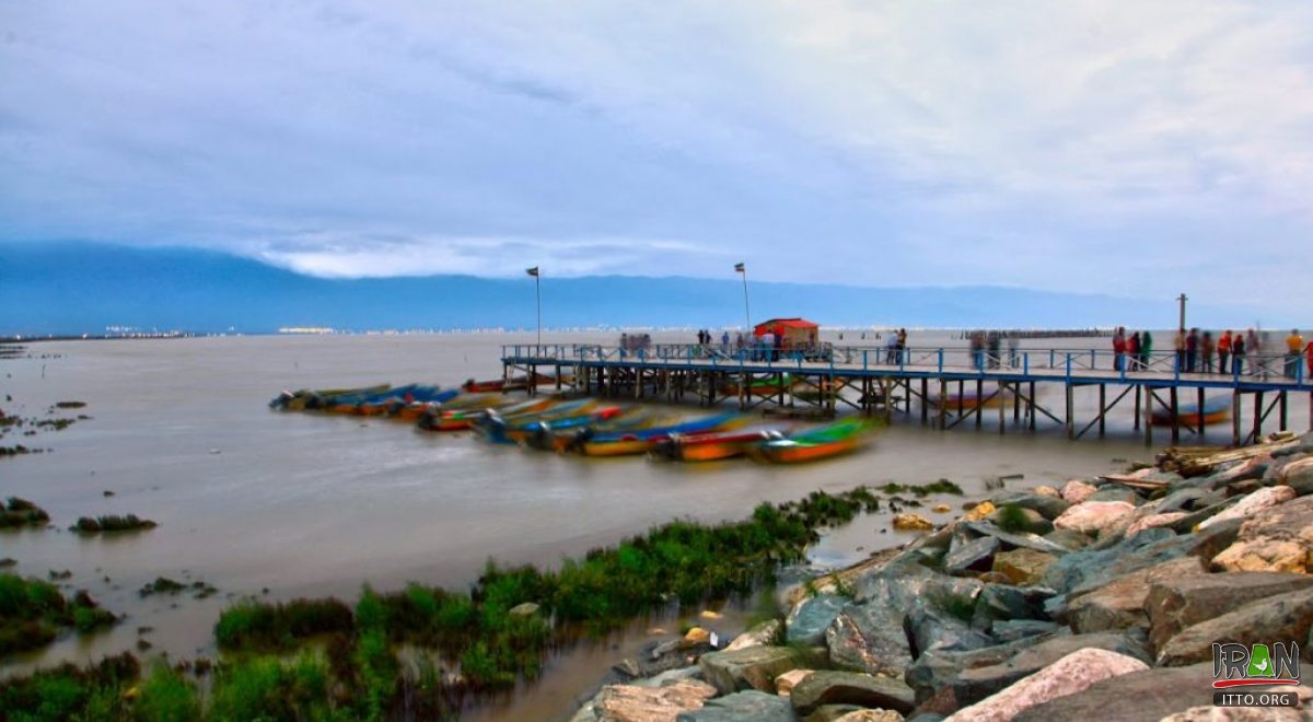 Bandar-e Gaz (Bandar Gaz)