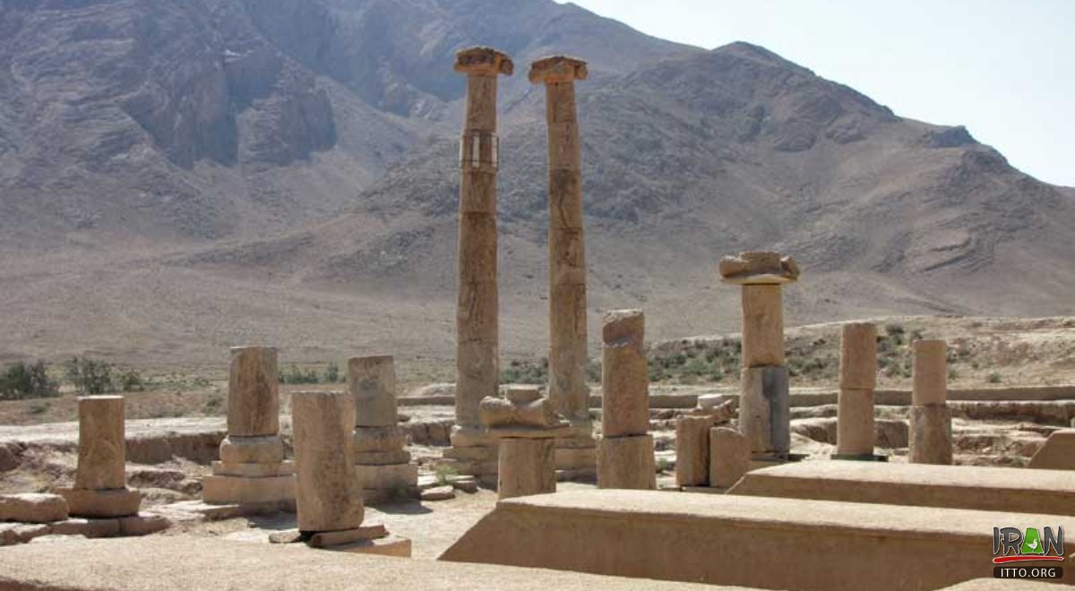 Khorheh ruins near Mahallat