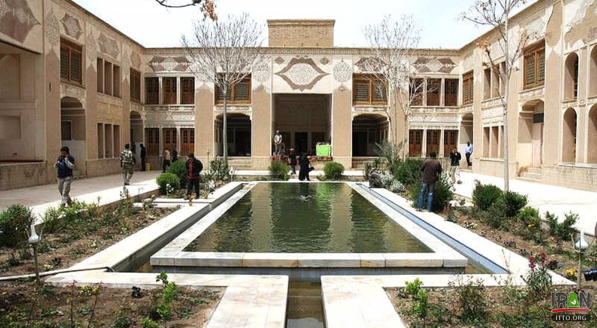 Moosakhani Mansion - Shahrebabak