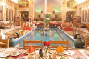 Malek Al-Tojar Traditional Hotel