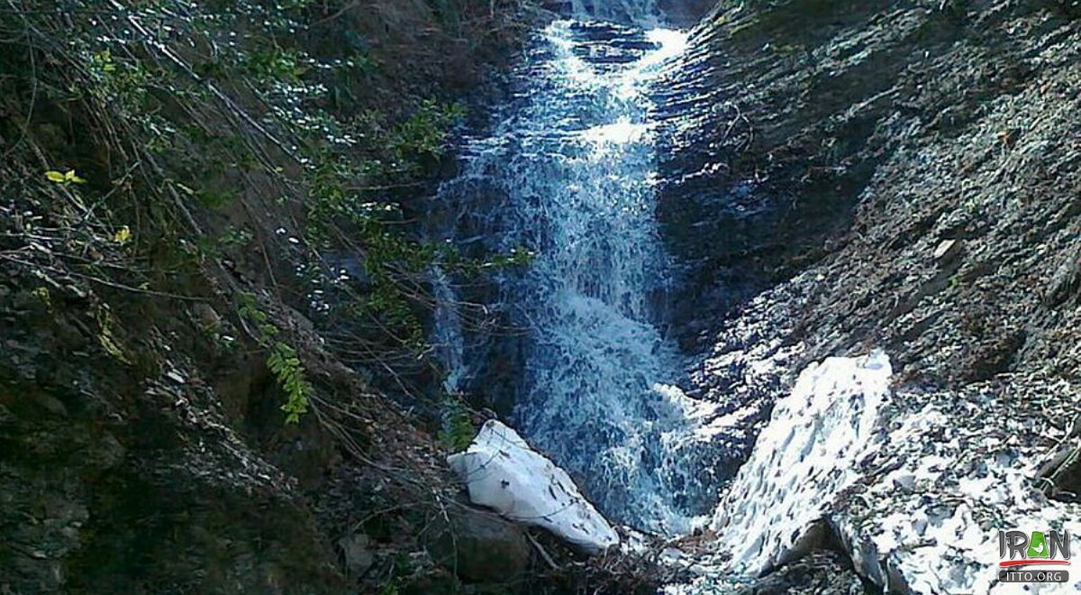 Ghaleh Ghafeh Village - Minoodasht