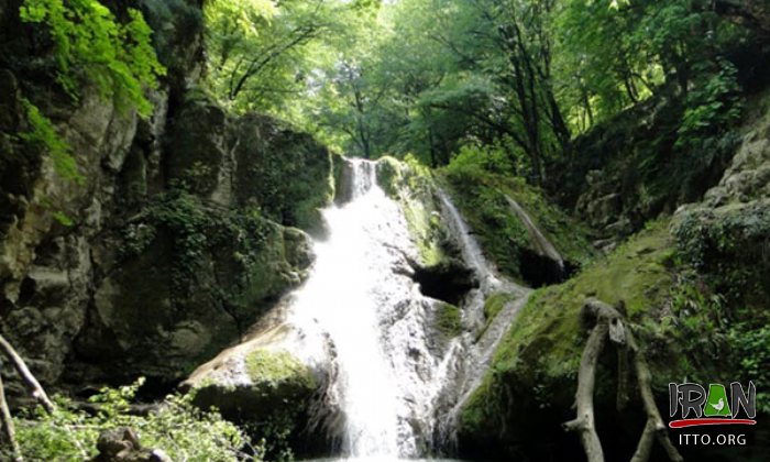 Lowe Waterfall - Minoodasht