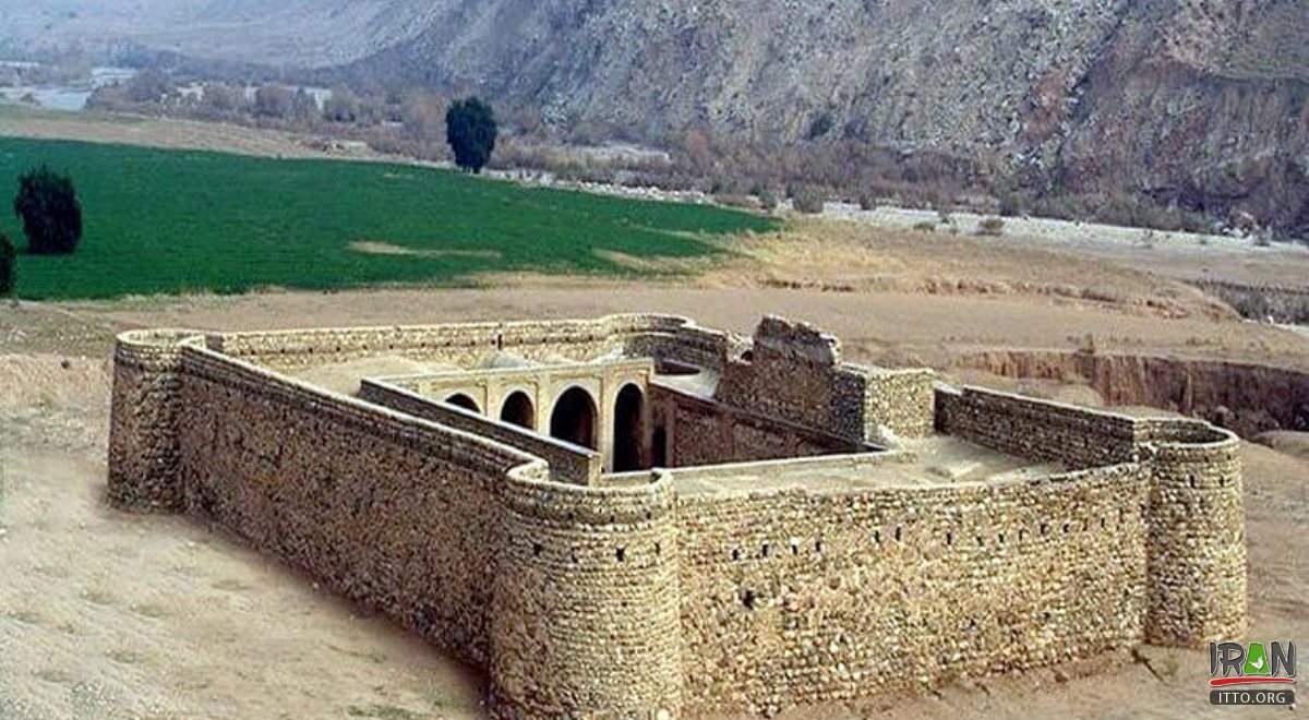 Konjan Cham Castle - Mehran