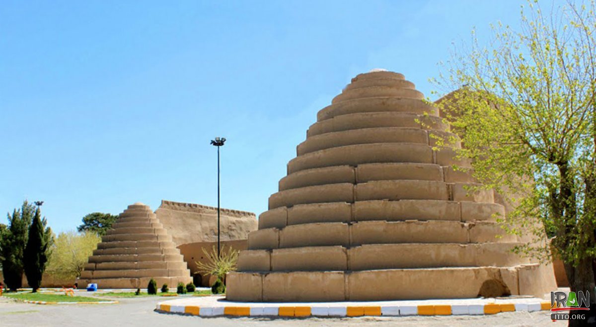 Sirjan (Twin Ice-Pits)