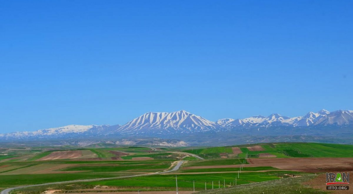 Mohrdar Village - Near Hashtrud