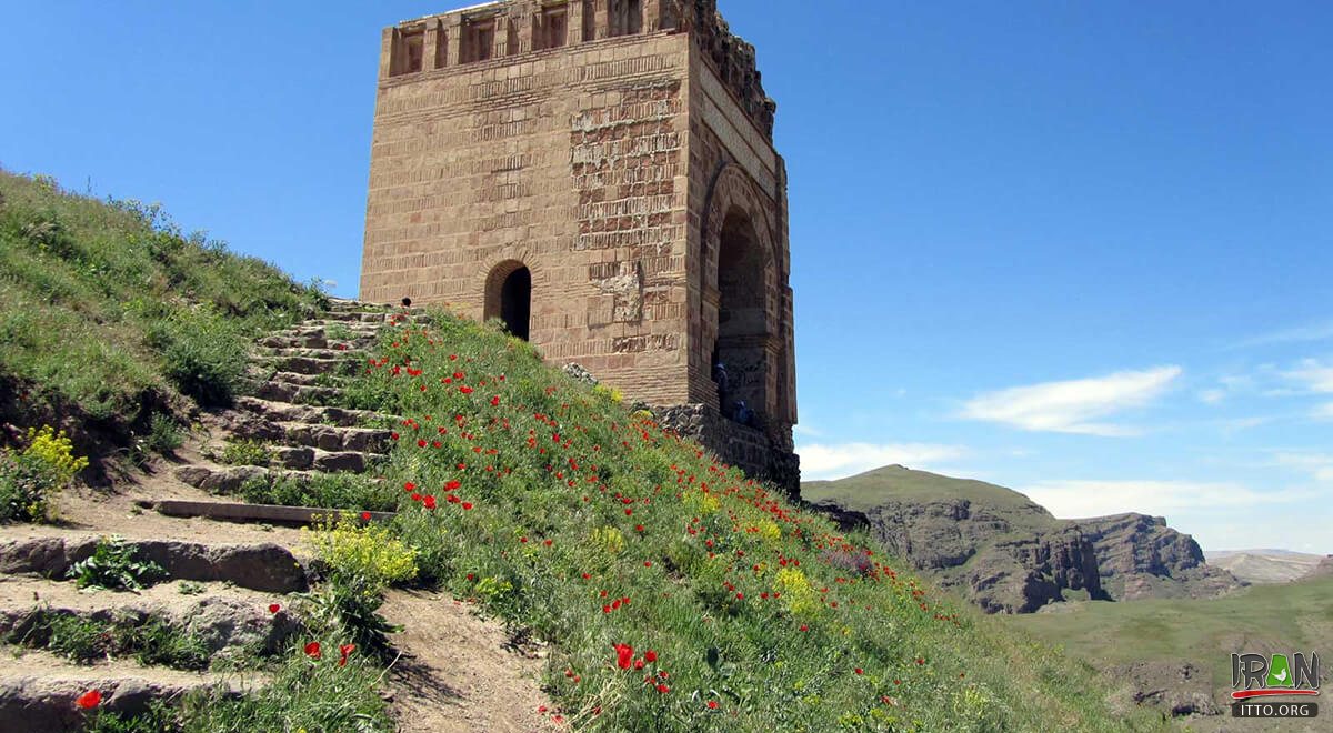 Zahak Castle Hashtrud
