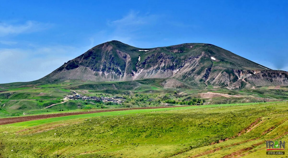 Mohrdar Village - Near Hashtrud