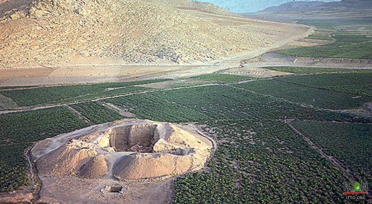 Ganjdareh Historical Hill - Harsin