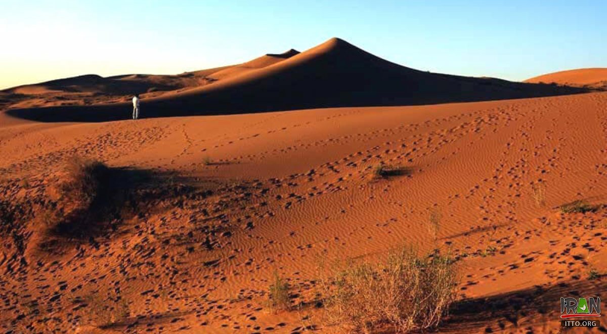 Abu-Ghuyer desert near Dehloran
