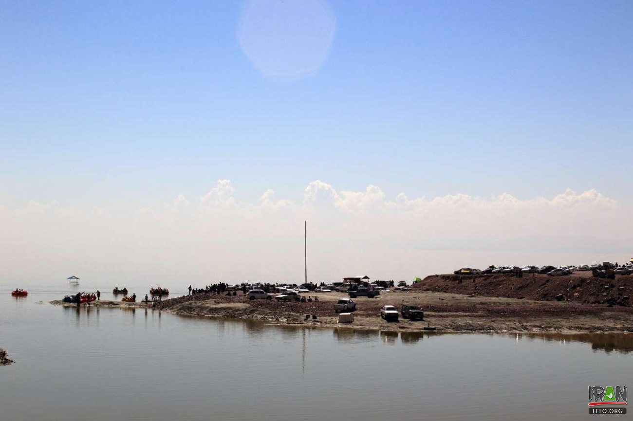 Orumieh Lake Photo Gallery Iran Travel And Tourism