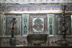 Pars Museum (Kolah Farangi) - Shiraz