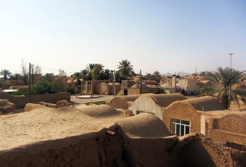 Haftador Village (Haftadar) in Ardakan