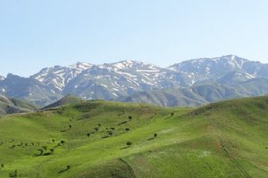 Chehel Cheshmeh Mountain - Kurdistan Province