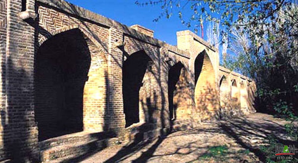 Mohammadabad Caravanserai - Buin Zahra