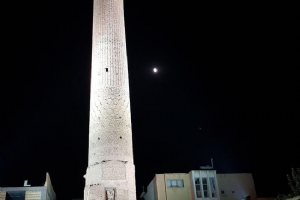 Chehel Dokhtaran minaret