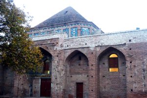 Mashhad Mir Bozorg (Mir Mara'shi) Tomb in Amol