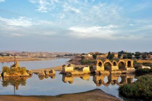 Band-e Kaisar (Shadorvan Bridge) - Shooshtar