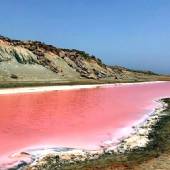 Lipar Pink Lagoon - Chabahar