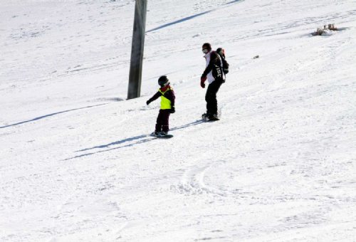 Kakan Ski Resort in Yasuj