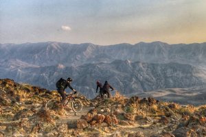Iran bike tour invites you to take the adventure