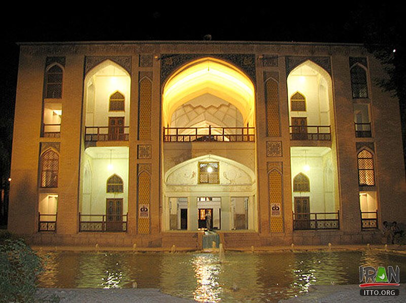 Kashan National Museum,Kashan Museums,موزه کاشان,موزه ملی کاشان,museye melli kashan,isfahan province