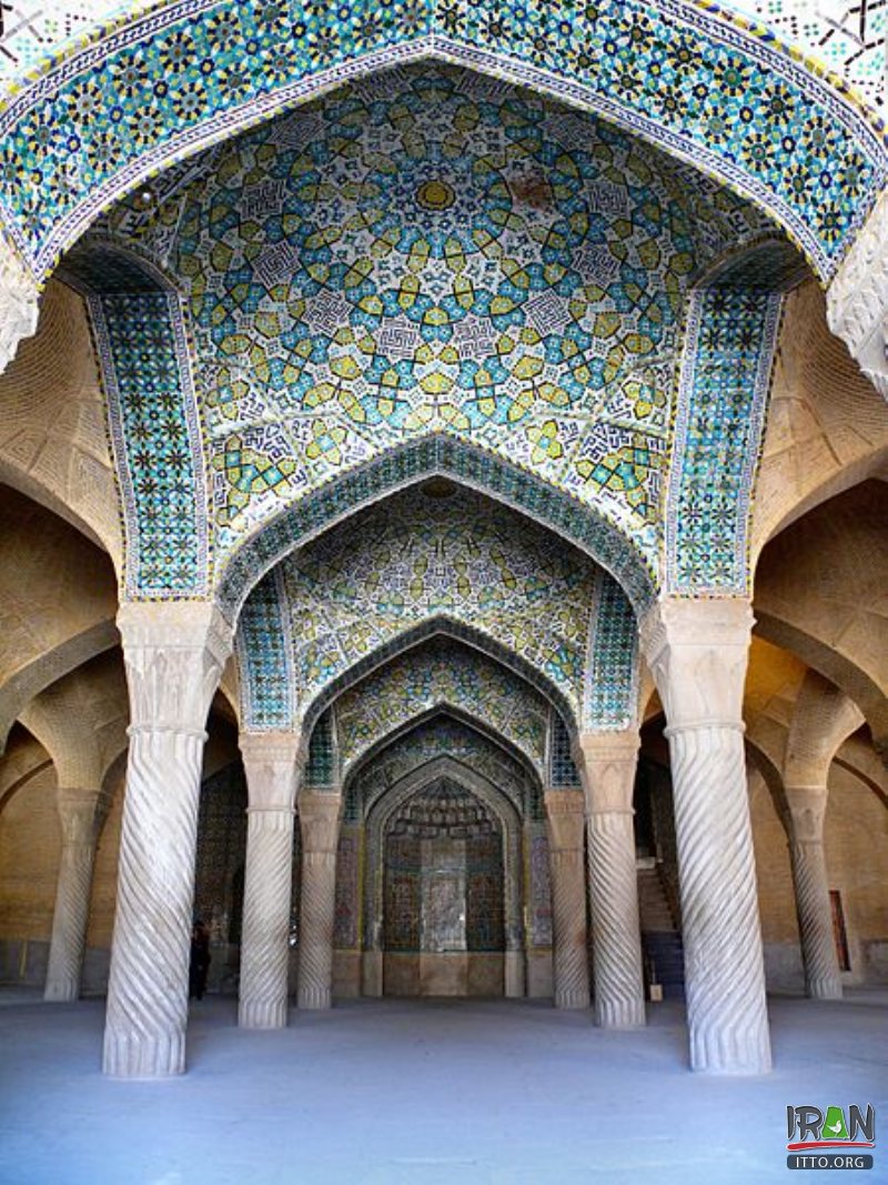 Vakil Mosque Photo Gallery - Iran Travel and Tourism