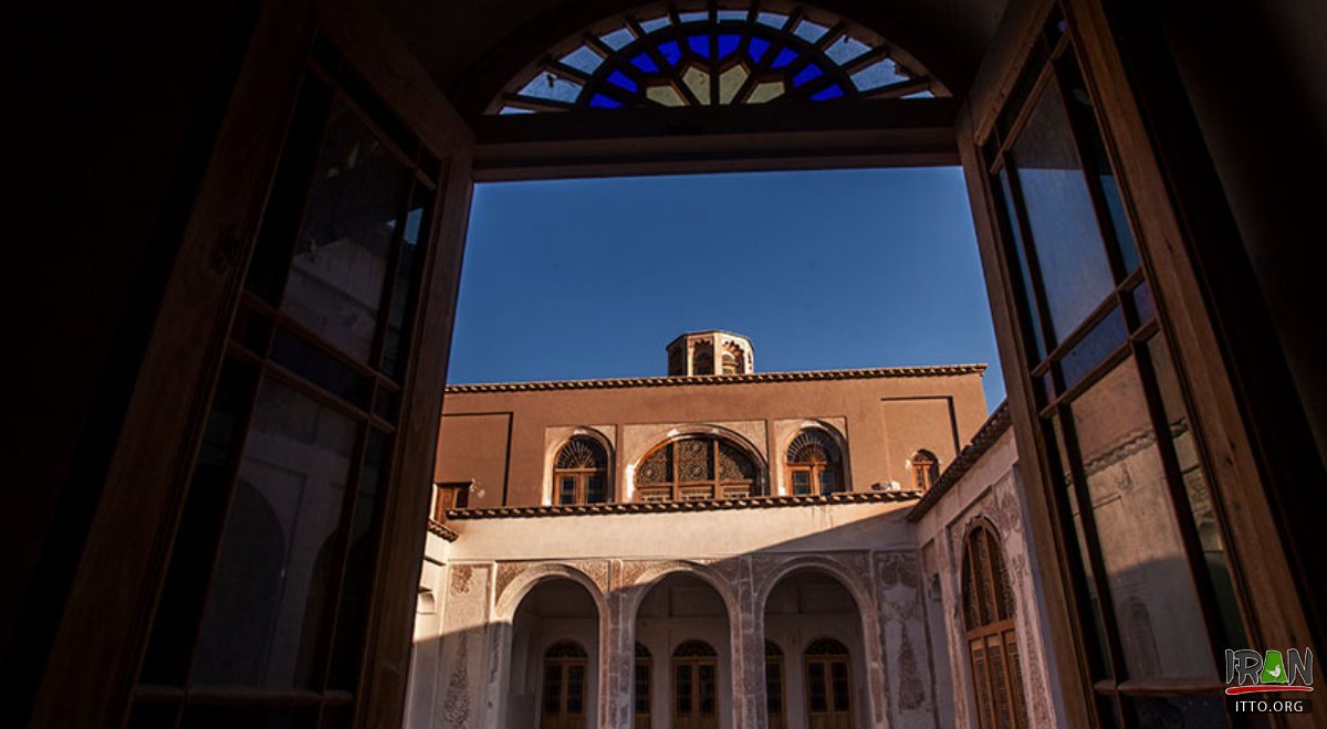 Moosakhani Mansion - Shahrebabak